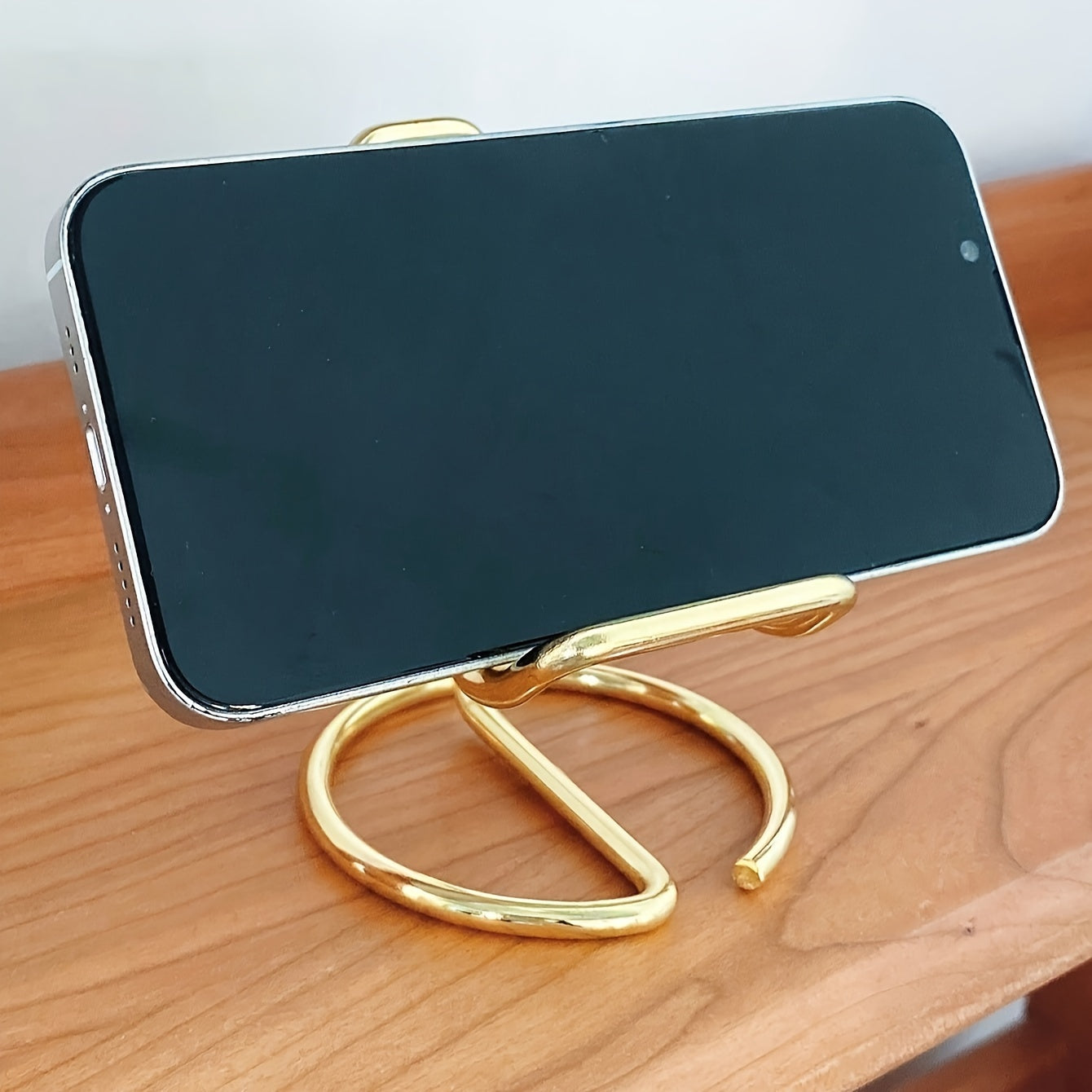 Sleek Metal Phone Holder