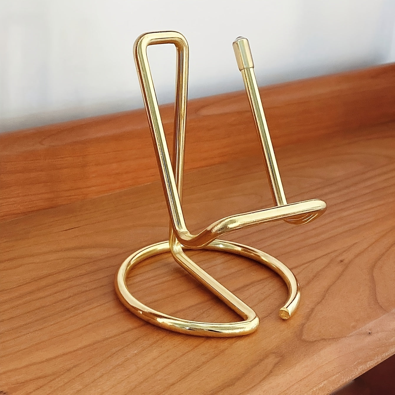 Sleek Metal Phone Holder