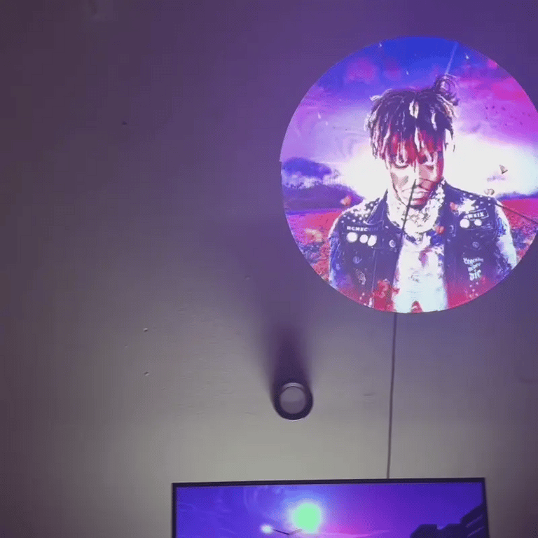 Sleek 3D Hologram Projector